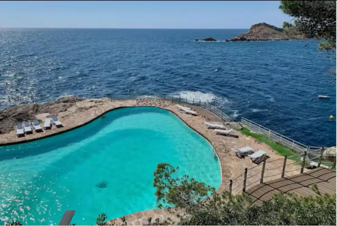 הקונטקטים של Apartamentos Sobre El Mar, Cap Sa Sal, Begur